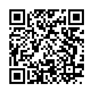 龟板藤田太郎慢慢地打开了装着蜂蜜的玻璃瓶二维码生成