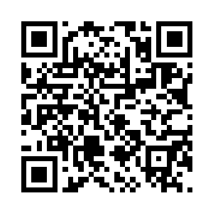 Abel一般会在他处理完文件后整理他的书房二维码生成